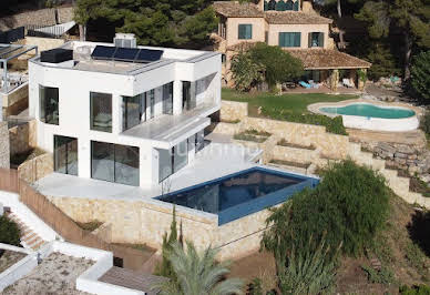 House with pool and terrace 18