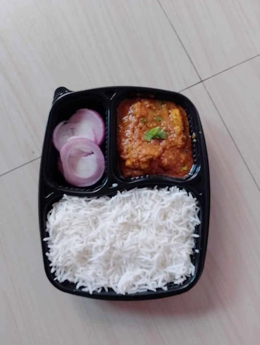 Rice With Chicken Curry