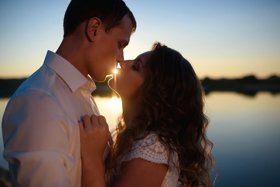 Fotógrafo de casamento Mariya Petnyunas (petnunas). Foto de 18 de agosto 2017