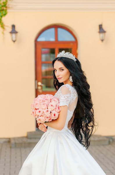 Fotografo di matrimoni Anna Verenich (fcg1985). Foto del 8 settembre 2018