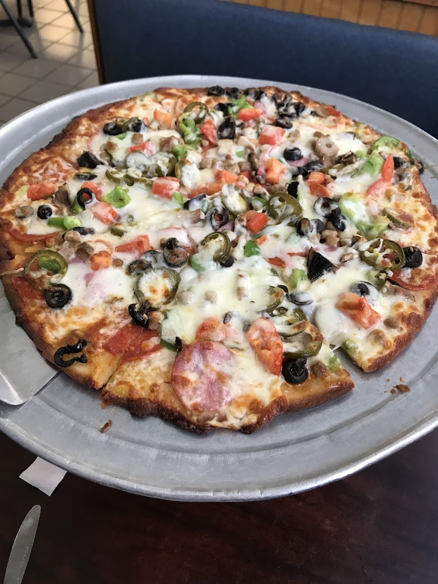 gluten free surpreme pizza