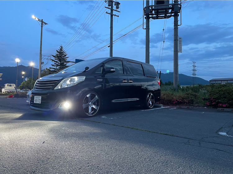 アルファードのテイン車高調・乗り心地良き・ヴェネルディビゴーレ・ワンピース逆ゾリ・CR-Zに関するカスタム事例の投稿画像6枚目