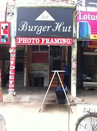 Burger Hut photo 1