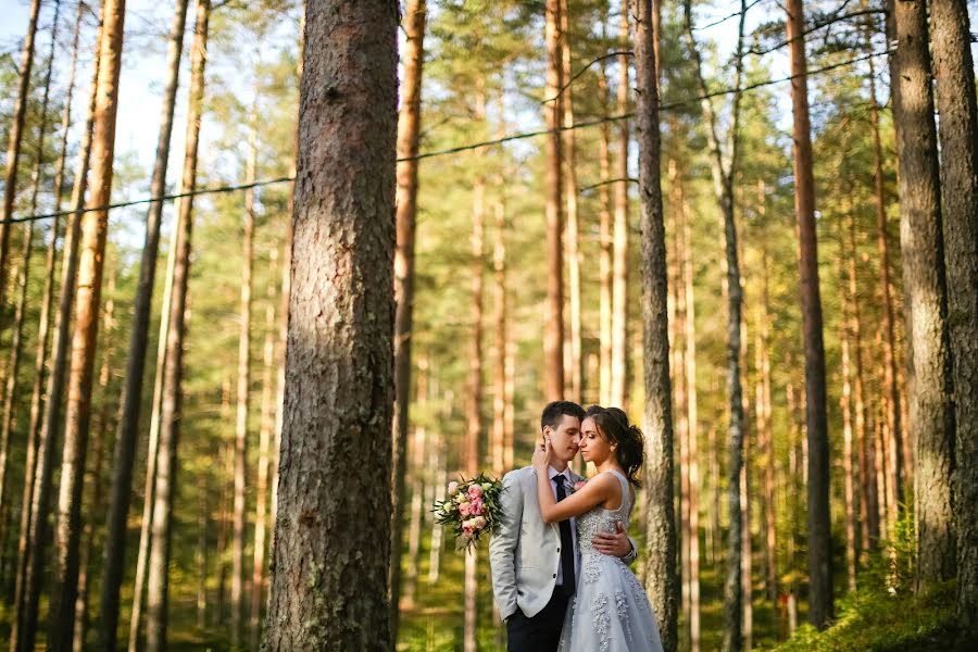 Bryllupsfotograf Liza Anisimova (liza-a). Foto fra juli 31 2018