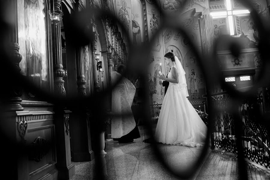 結婚式の写真家Paweł Ławreszuk (lawreszuk)。2017 12月13日の写真