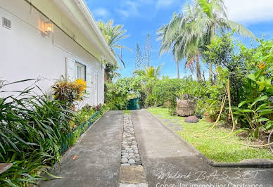 Maison avec piscine et terrasse 8