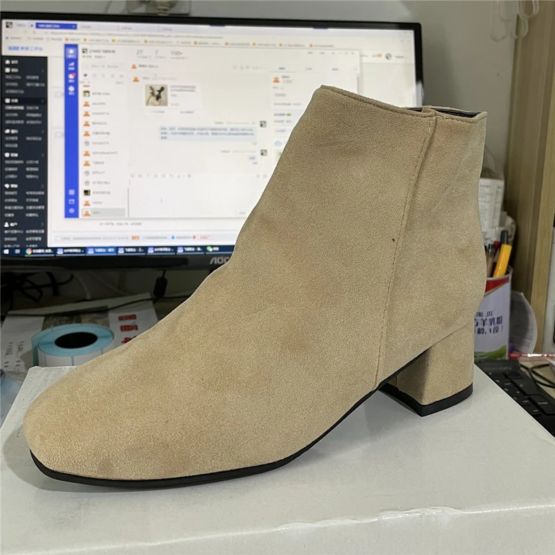 Damenmode Martin Boots Herbst und Winter Neuheiten Warme und stilvolle Stiefel für Damen, perfekt für kalte Tage und modische Outfits.