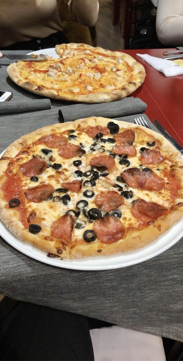 Gluten-Free at Pizzeria viitorului 128