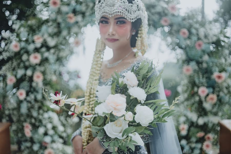 Wedding photographer Denden Syaiful Islam (dendensyaiful). Photo of 24 March 2023