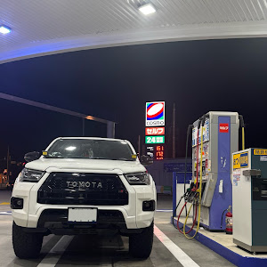 ハイラックス GUN125