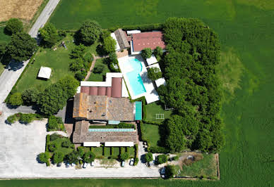 Property with pool and garden 5