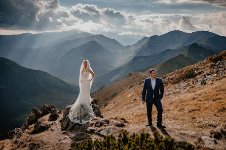 Fotografo di matrimoni Piotr Jamiński (piotrjaminski). Foto del 14 settembre 2022