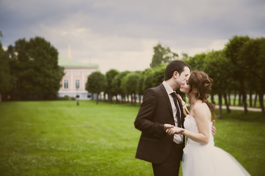 Fotógrafo de casamento Olga Gromova (grolsen). Foto de 1 de março 2015