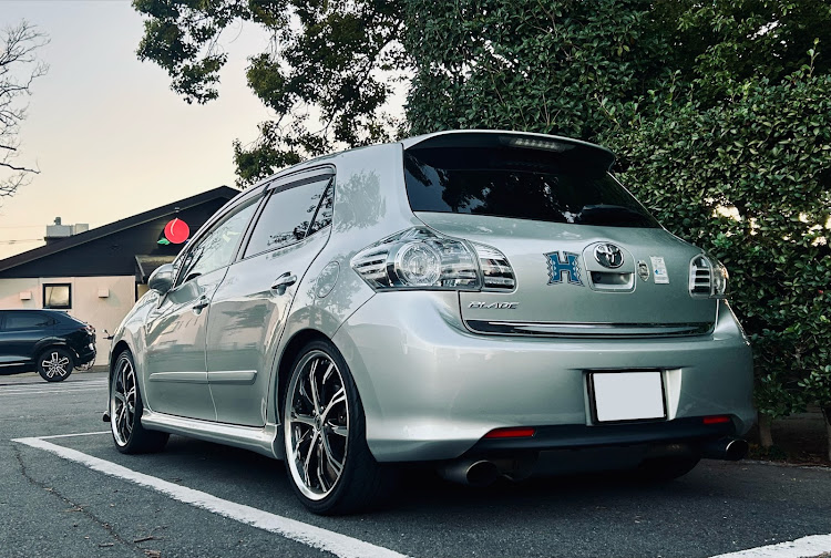 ブレイドの晩飯タイムっす・伊勢崎市・チャーハン美味い😋・シルバーはビカビカで乗りたい派・愛車ある生活はこの上ない幸福感に満ち溢れている✨✨✨に関するカスタム事例の投稿画像1枚目