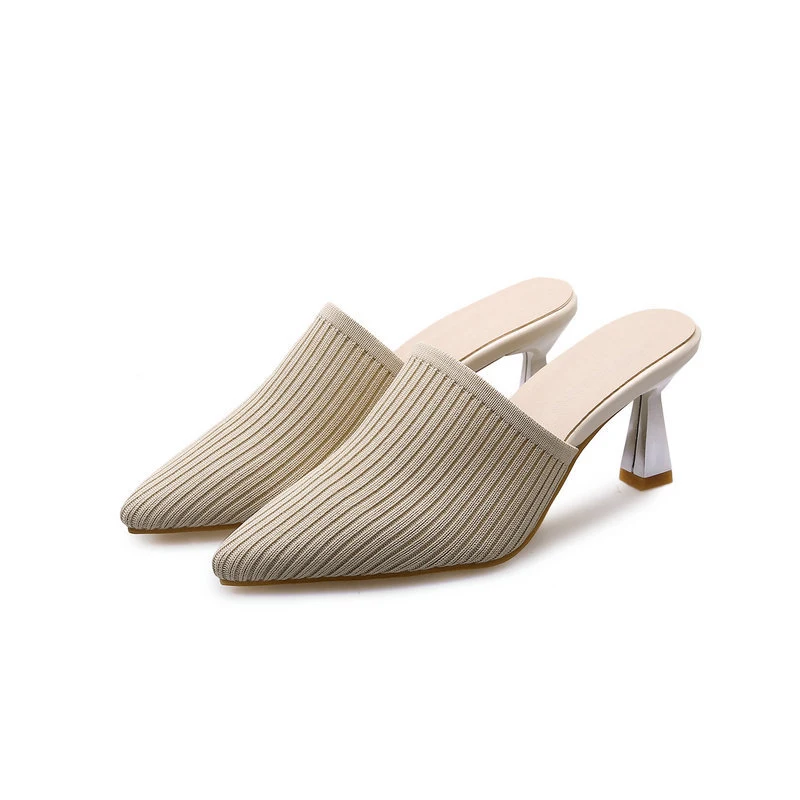Sandales femme à talon haut et épais en maille, chaussures tendance et confortables, idéales pour un look élégant et stylé.