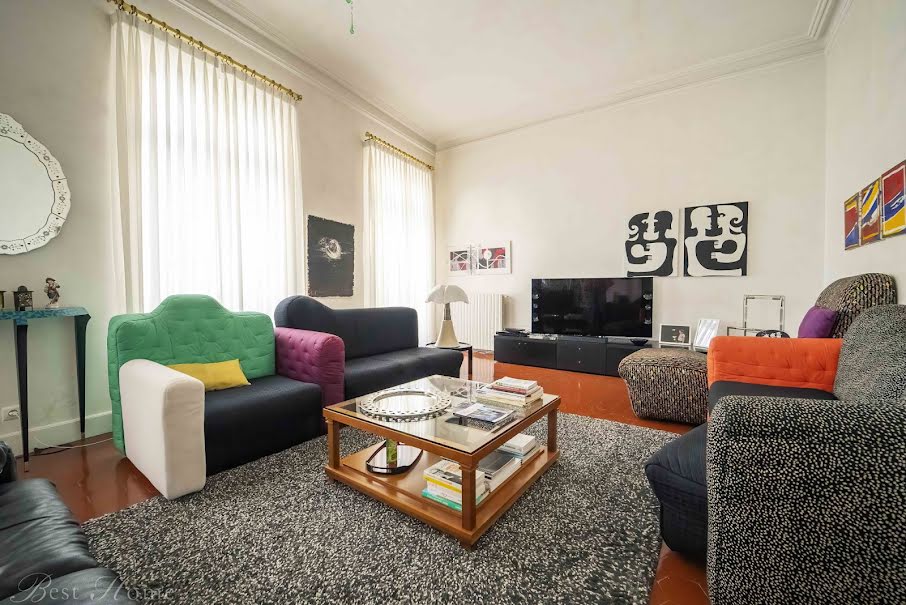 Vente maison 8 pièces 245 m² à Nimes (30000), 895 000 €