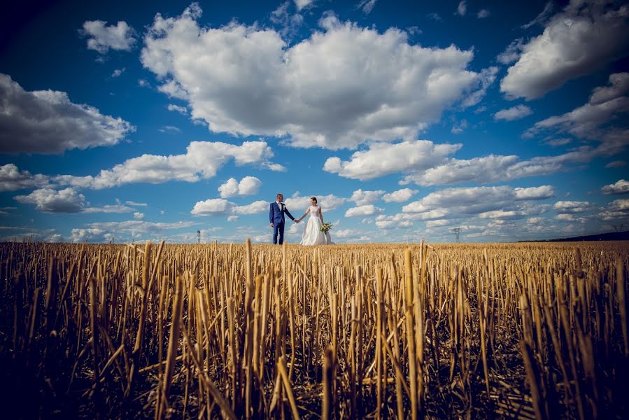 Fotógrafo de casamento Jan Andrassi (andrassi). Foto de 5 de setembro 2018