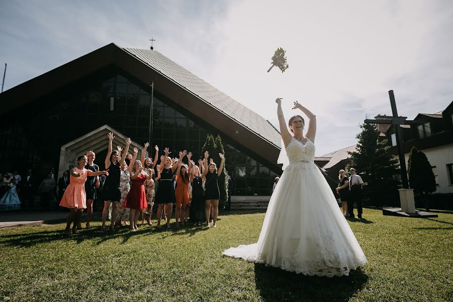 Fotografo di matrimoni Virág Mészáros (awhjs). Foto del 26 agosto 2019