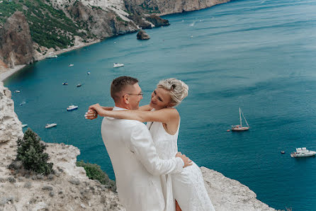 Fotógrafo de casamento Irina Bakach (irinabakach). Foto de 14 de setembro 2021