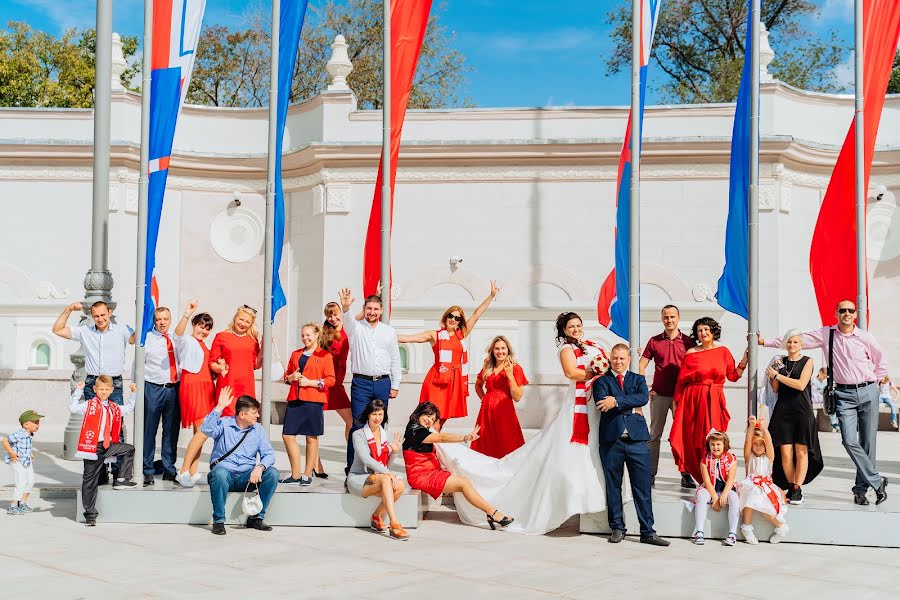 Kāzu fotogrāfs Anelya Ruzheynikova (bridalstudio). Fotogrāfija: 18. septembris 2019