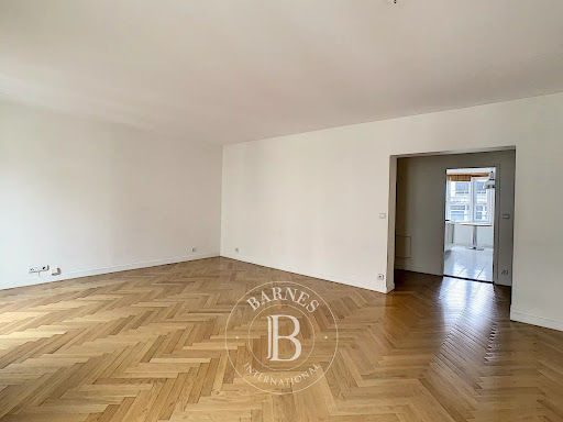 Apartment 4