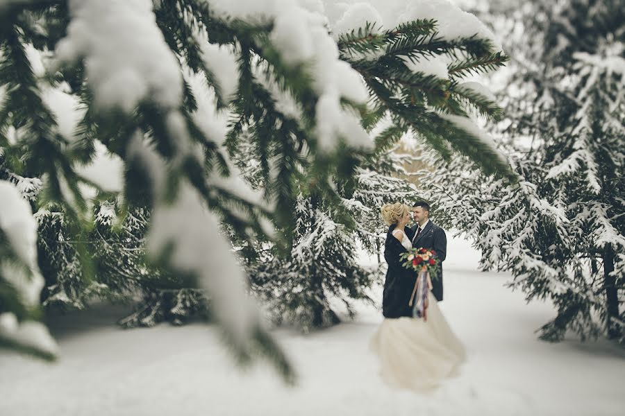 Fotógrafo de casamento Asya Galaktionova (asyagalaktionov). Foto de 22 de janeiro 2018