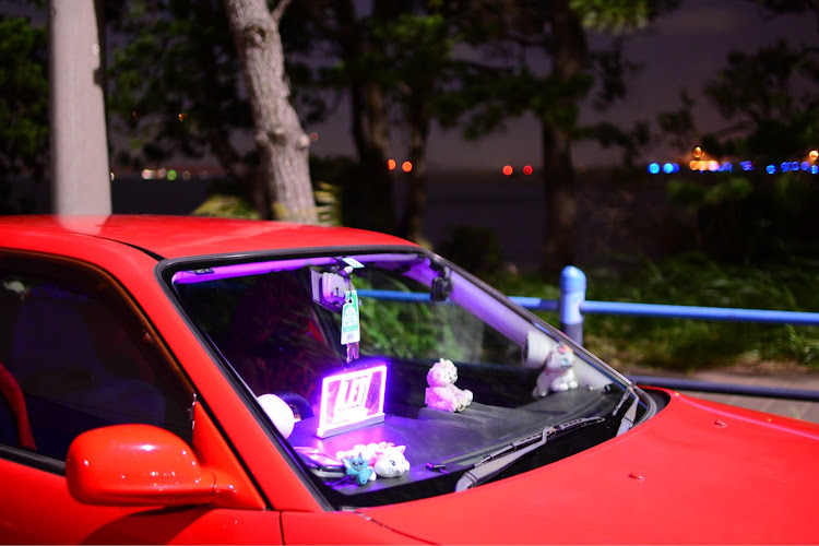 スカイラインのアンダーLED・飛行機とコラボ・L.F.T・一眼レフに関するカスタム事例の投稿画像6枚目