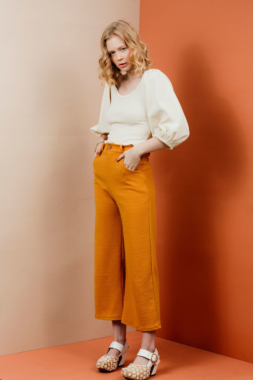 cropped-trousers