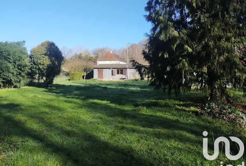  Vente Terrain à bâtir - 2 186m² à Saint-Hippolyte (37600) 