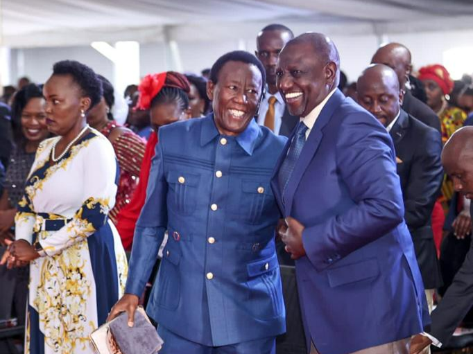 Bishop Mark Kariuki and President William Ruto during service at Deliverance Church International, Ruai, Nairobi on 5/02/2023