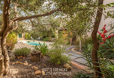 House with pool and terrace 8