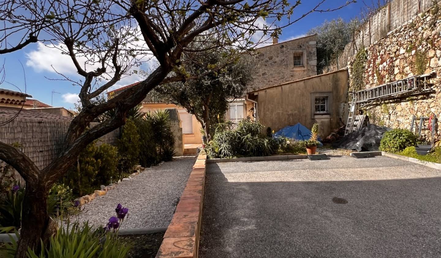 House with terrace Saint-Jeannet