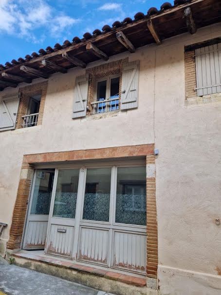 Location  maison 3 pièces 85 m² à Beaumont-de-Lomagne (82500), 495 €