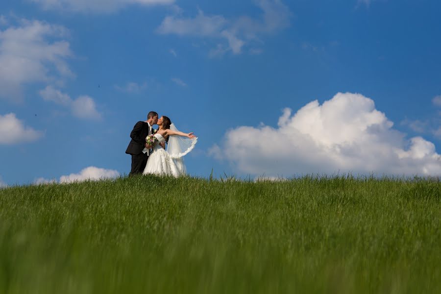 Fotógrafo de casamento Szilvia Edl (szilviaedl). Foto de 30 de agosto 2016