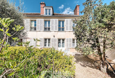 Maison avec terrasse 1