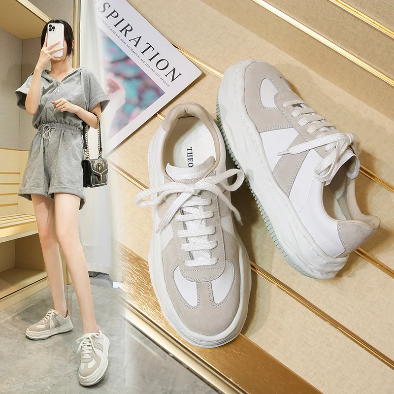 Title 5, Zapatillas deportivas blancas de mujer con cord...