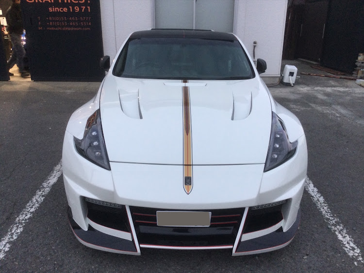 フェアレディZのセンターライン・サイドライン・Z34・新年1発目に関するカスタム事例の投稿画像1枚目