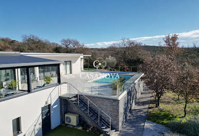 House with pool and terrace 15