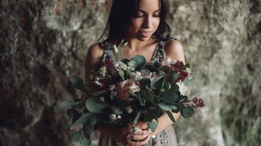 Fotógrafo de bodas Dinara Kurmakaeva (dinakyoller). Foto del 28 de mayo 2019