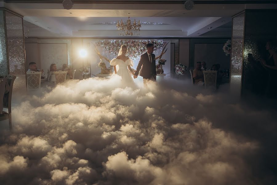 ช่างภาพงานแต่งงาน Andrey Krasavin (krasavinphoto) ภาพเมื่อ 6 พฤศจิกายน 2021