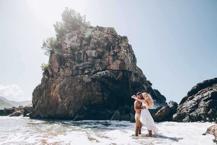 Fotógrafo de casamento Evgenii Katsinis (ekatsinis). Foto de 28 de outubro 2017