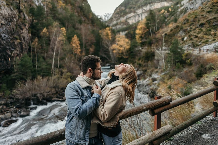 Fotógrafo de casamento Dmitriy Komarenko (komarenko). Foto de 4 de dezembro 2019