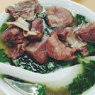 穆記牛肉麵