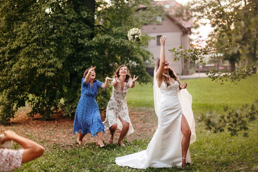 Fotógrafo de casamento Klaudia Zasada (glam-studio). Foto de 10 de setembro 2022