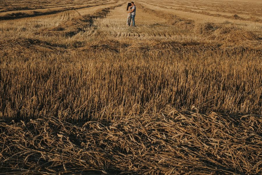 Fotografo di matrimoni Nastya Okladnykh (nastyaok). Foto del 8 ottobre 2017