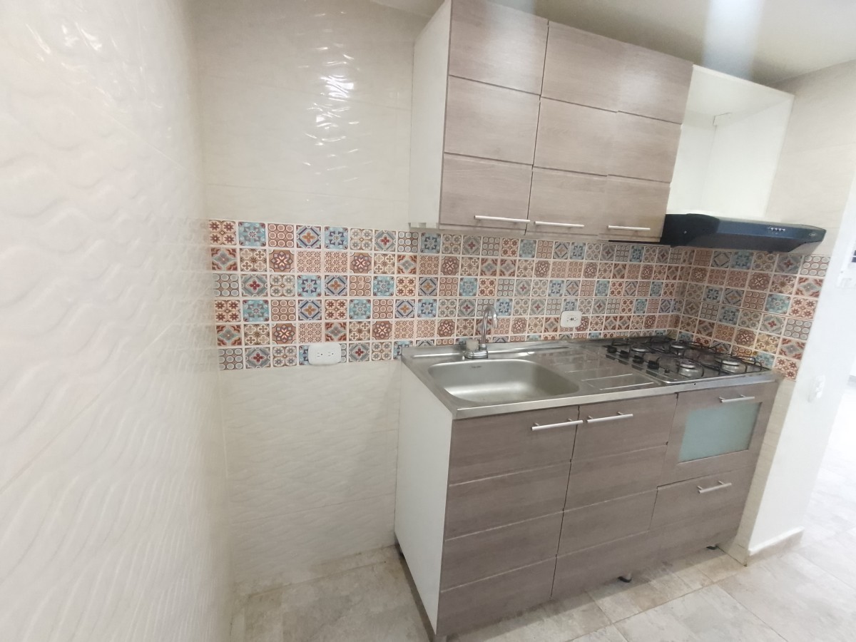 Apartamento En Arriendo - Pinos De Lombardia, Bogota