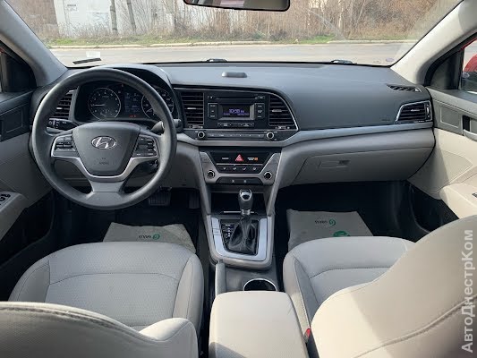 продам авто Hyundai Elantra Elantra V фото 4