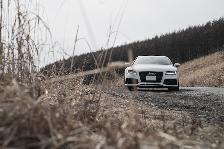 RS7 スポーツバックの長野県ドライブ・今年の夏タイヤは？・ビーナスライン・知らない人とコラボに関するカスタム事例の投稿画像6枚目