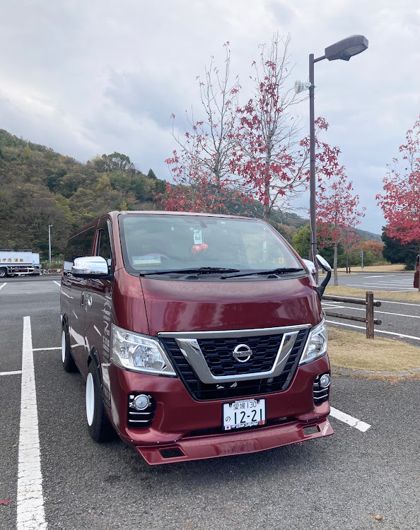 NV350キャラバンの今年1年ありがとうございました・来年もよろしくお願いします・今年もあとわずかに関するカスタム事例の投稿画像1枚目