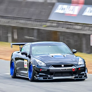 NISSAN GT-R R35